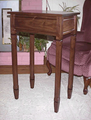 Phone Table Photo 0901